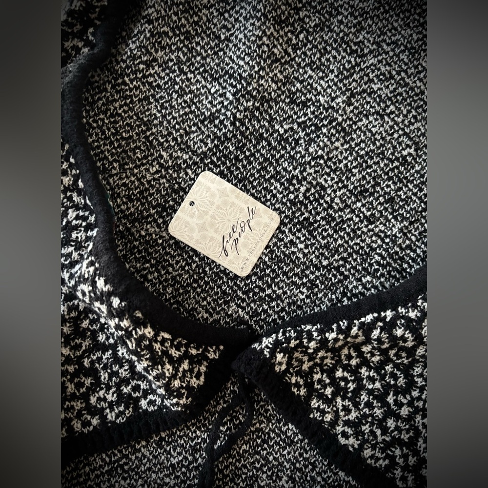 NWT!!! Rook Sweater Halter Top.. - Picture 6 of 8
